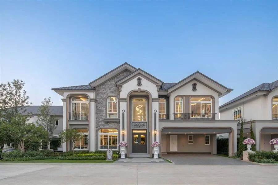 แกรนดิโอ รามอินทรา-วงแหวน