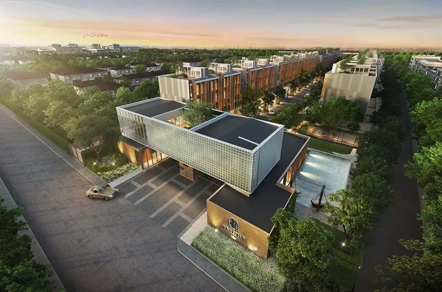 เมย์ฟิลด์ ปิ่นเกล้า