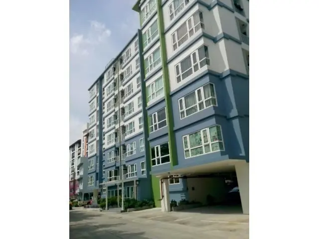 เดอะไนน์ คอนโด