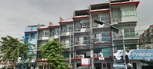 โฮม มิสเตอร์ ภูริ