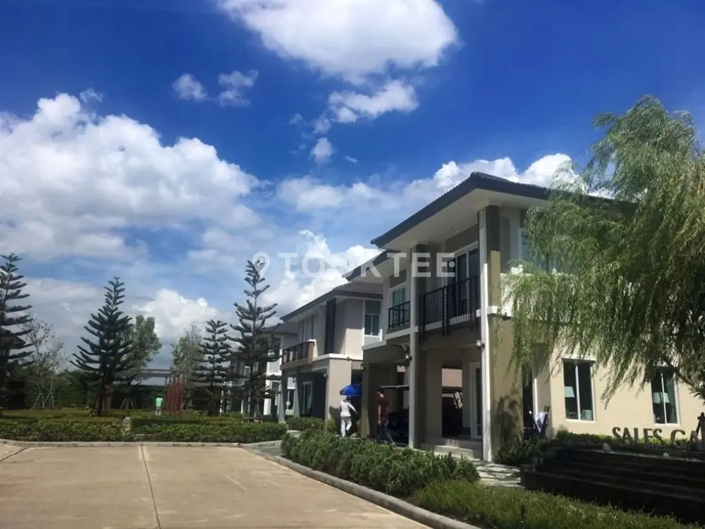 ภัสสร เพรสทีจ จตุโชติ-วัชรพล