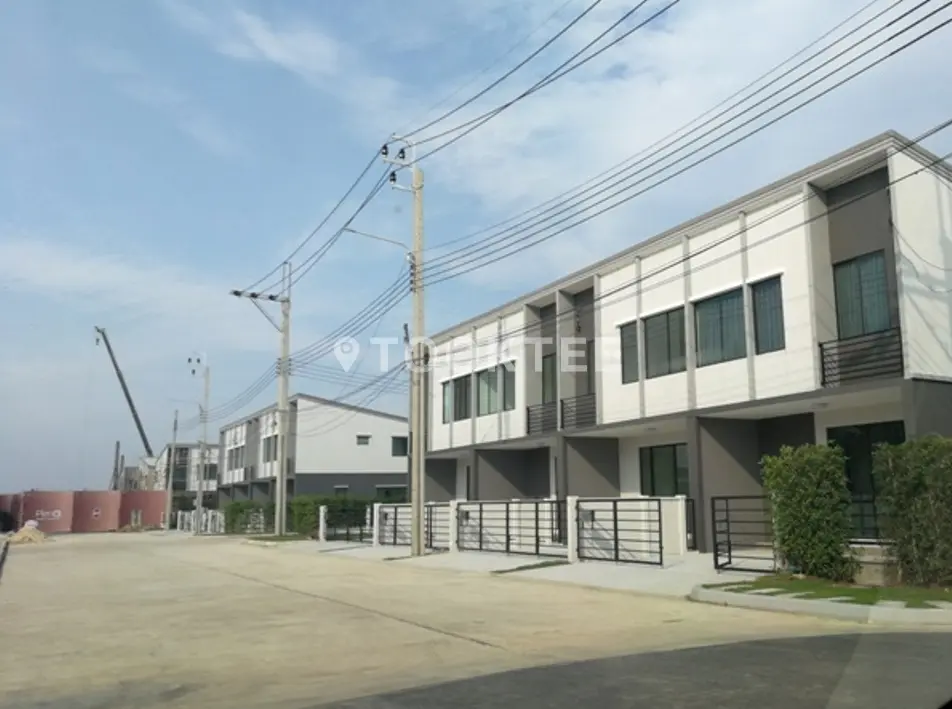 พลีโน่ รามอินทรา