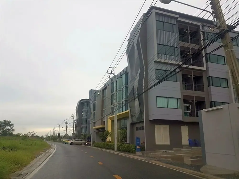 เวียร์ 7 บางนา