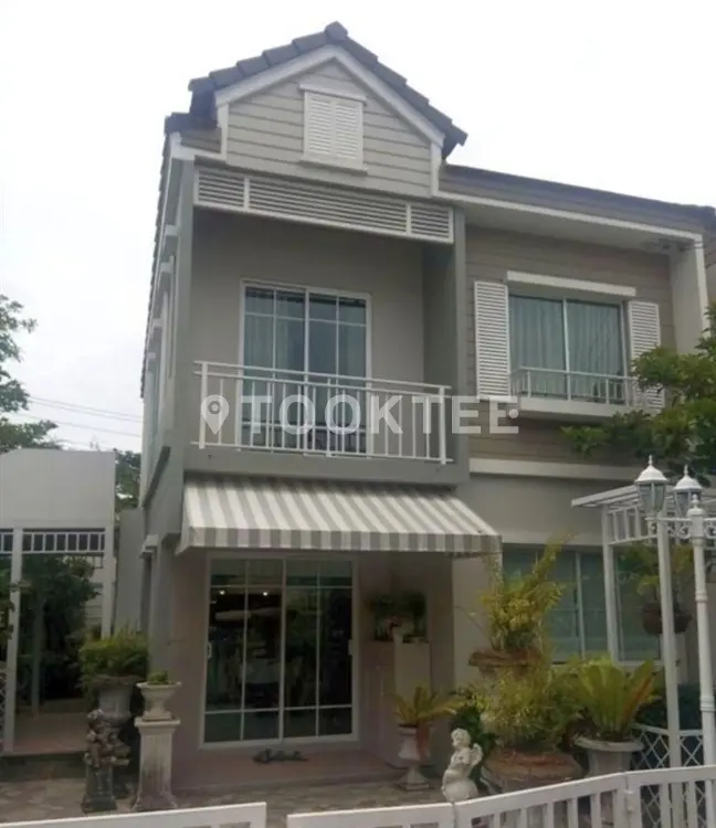 อารียา โคโม่ บางนา กม.10