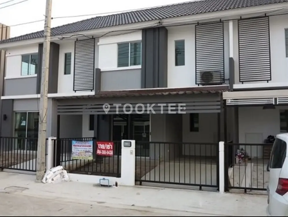 ภัสสร เพรสทีจ บางนา-สุวรรณภูมิ