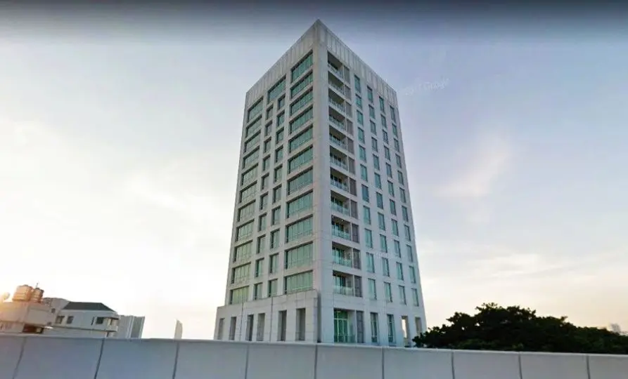 เดอะ สาธุ เรสซิเดนเซส