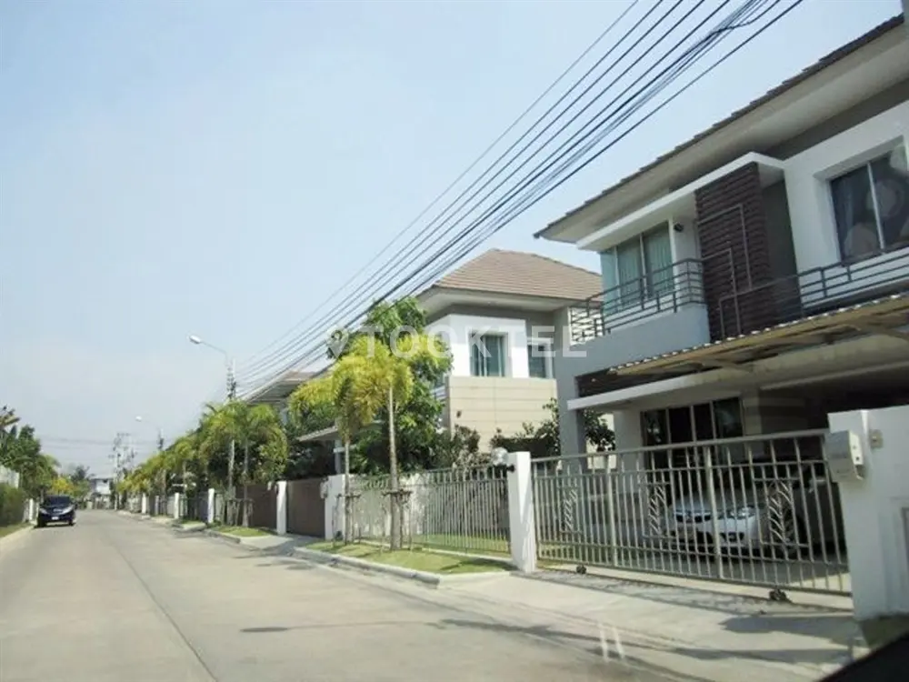 วิลล่า พาร์ค รัตนาธิเบศร์