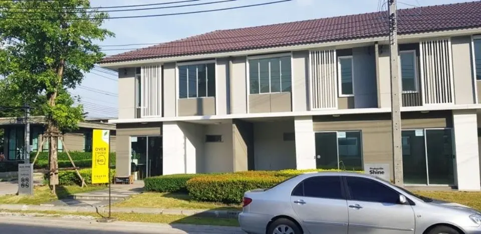 พฤกษา ไลท์ ล็อกซ์ รัตนาธิเบศร์