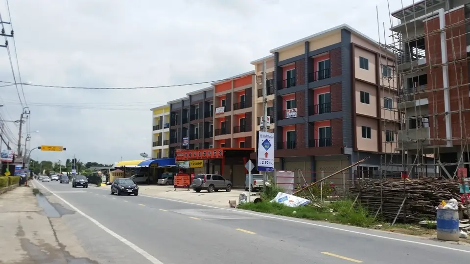 อาคารพาณิชย์ ซอยพระเงิน