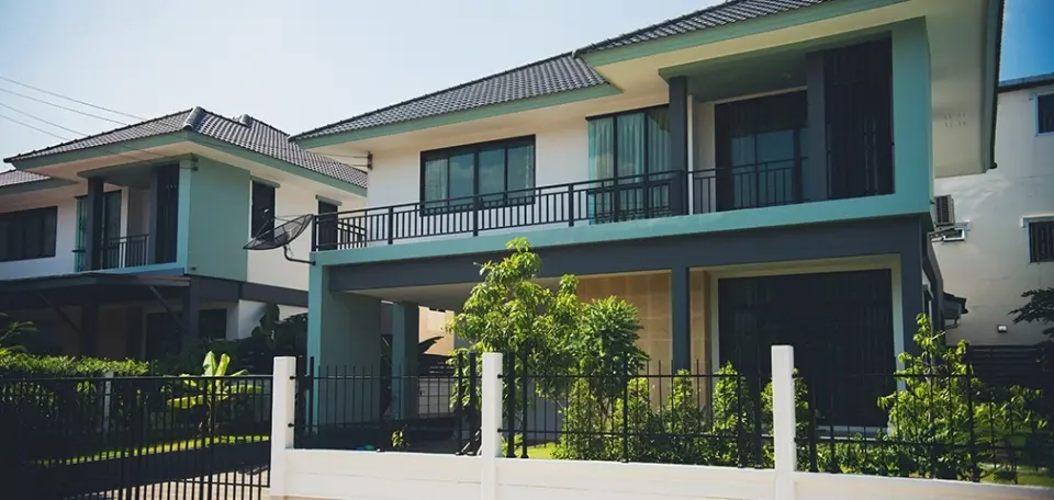 บ้านฉัตรหลวง โครงการ 13