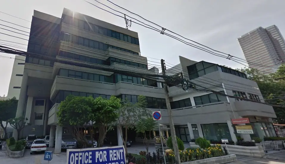 มนริริน,อาคาร