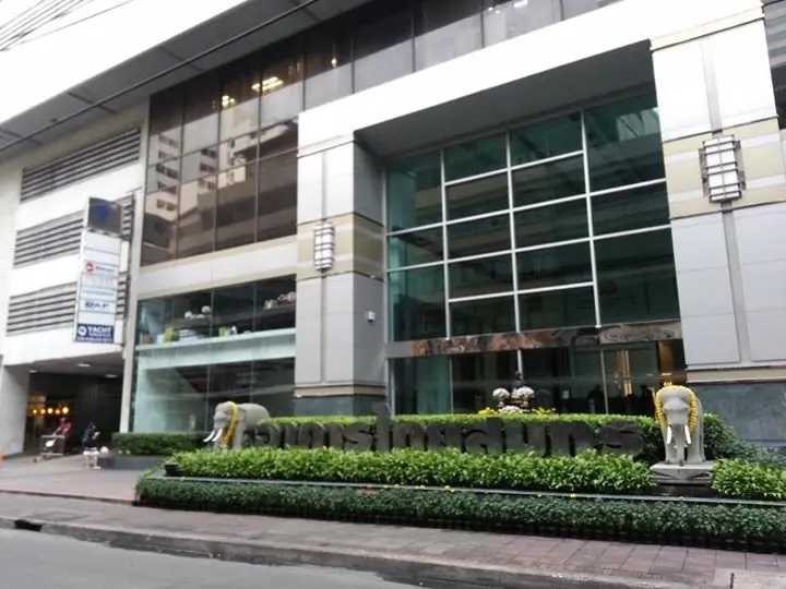 ไทยสมุทร,อาคาร