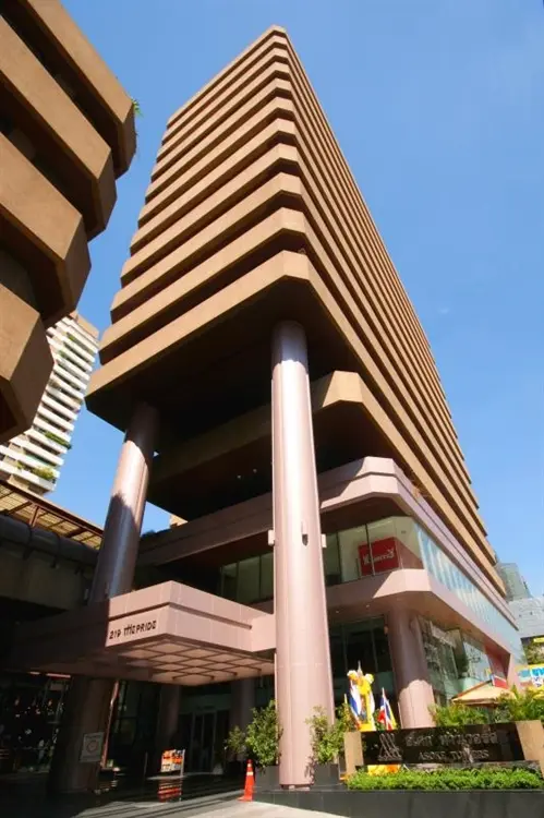 อโศก ทาวเวอร์