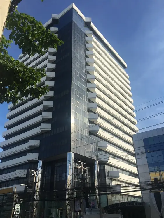 บางกอกทาวเวอร์, อาคาร