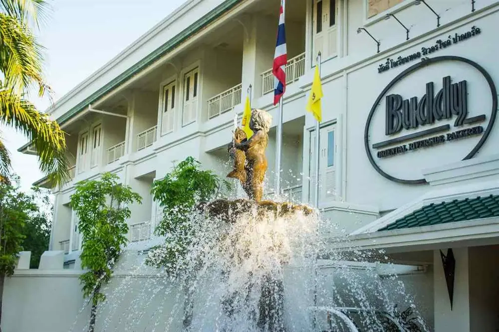 บัดดี้ โอเรียนทอล ริเวอร์ไซด์ ปากเกร็ด