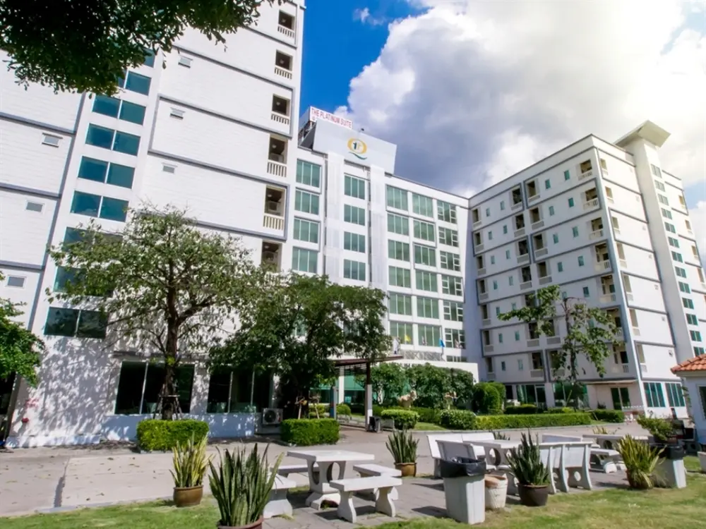 เดอะ แพลทตินั่ม สวีท