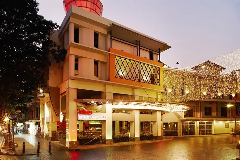 ทริปเปิล ทู สีลม บูติค โฮเต็ล