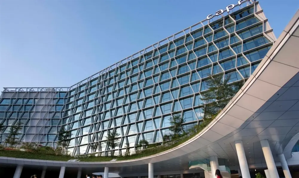 โมเดนา กรุงเทพฯ, โรงแรม