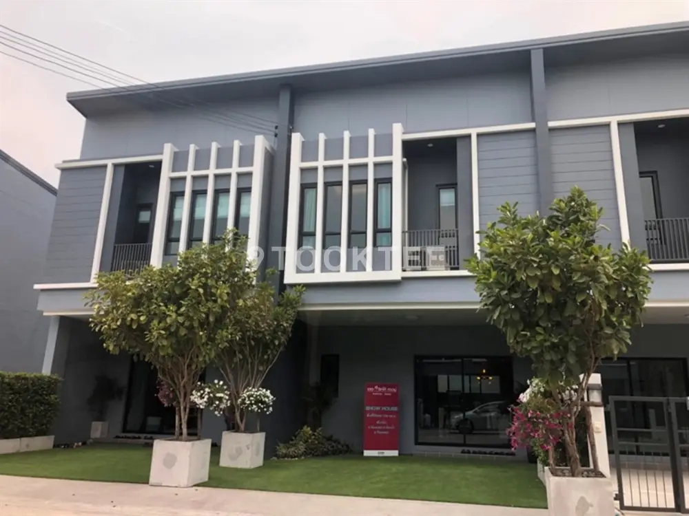 เดอะ ริคโค้ ทาวน์ รามอินทรา-วัชรพล