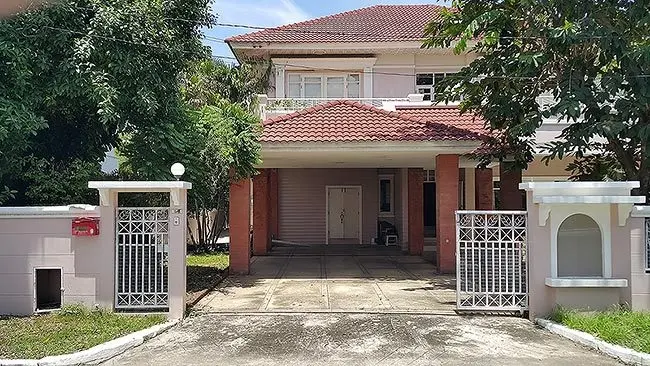 มณีรินทร์เลคแอนด์ลากูน 