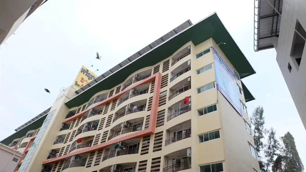 เจริญกรุงเพลส