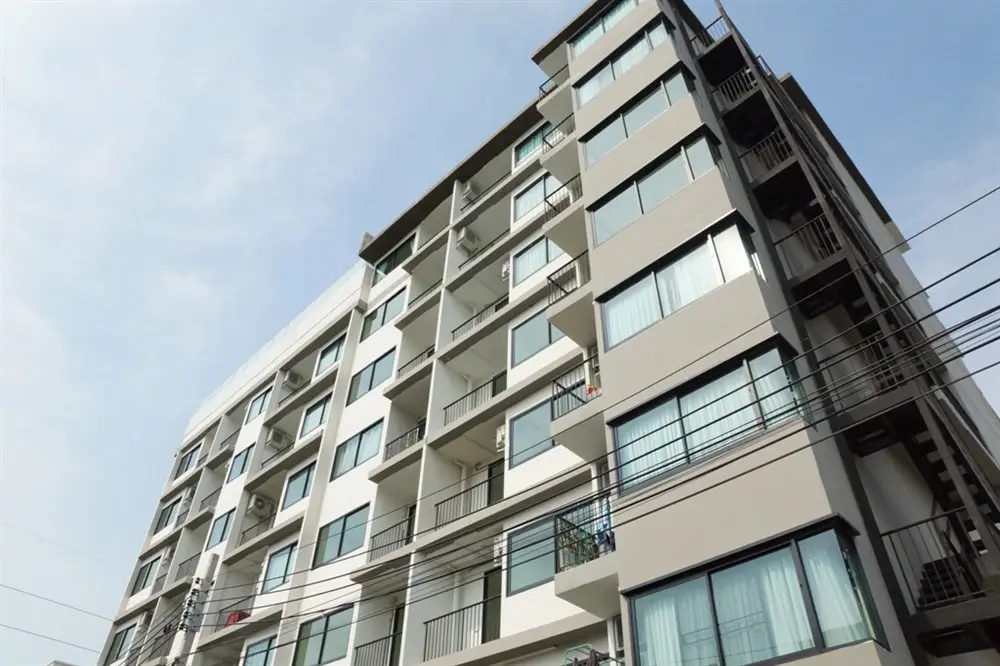 แกรนด์ คอนโดมิเนียม วุฒากาศ 57